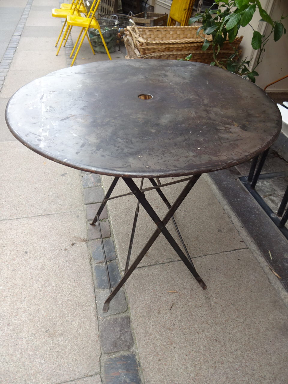 Klapbord fil de fer Rundt metal klapbord